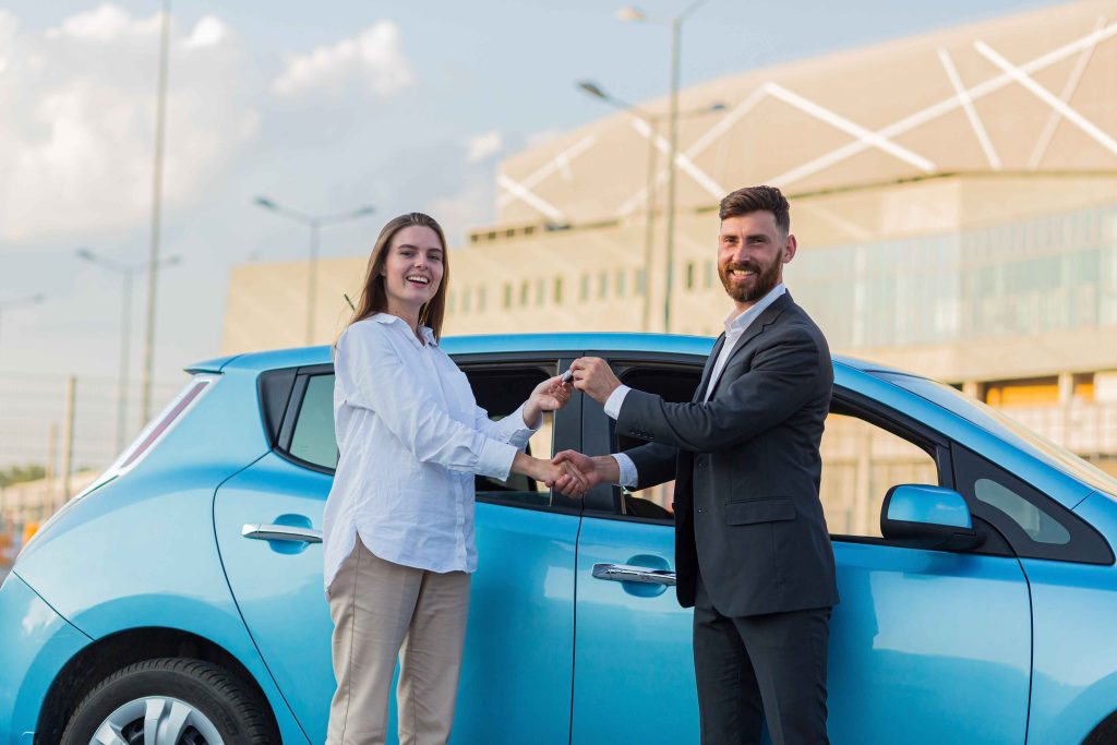Why Travelers Choose to Rent Car Dubai